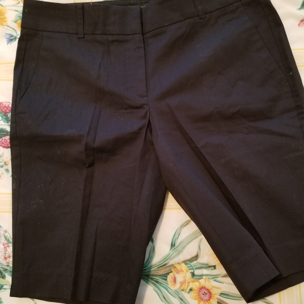 NWT Ann Taylor Black Boardwalk Shorts